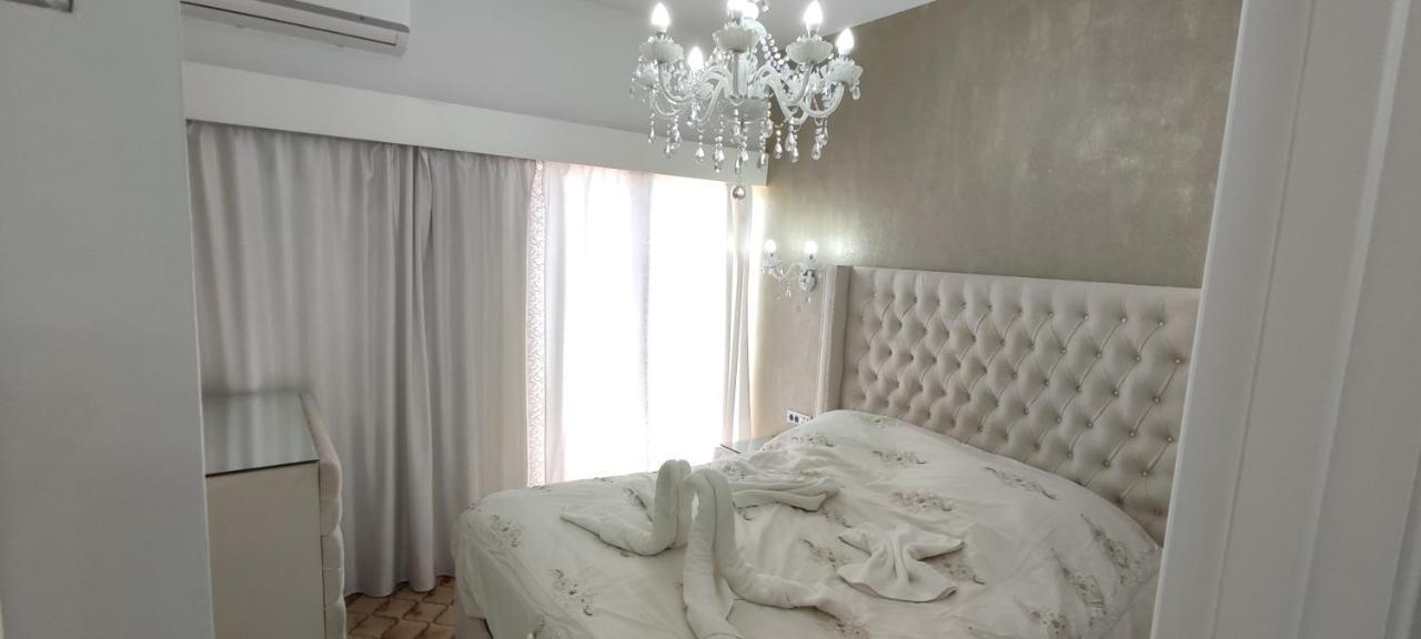 Ixian House Apartment Bagian luar foto