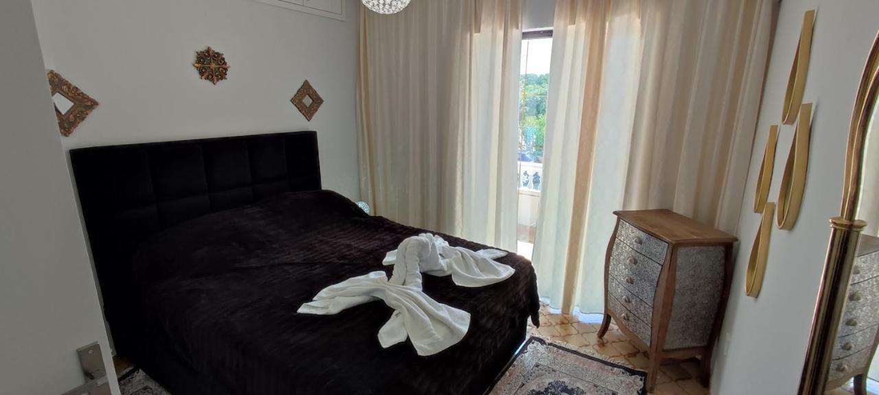 Ixian House Apartment Bagian luar foto