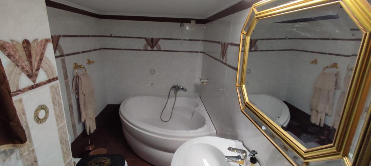 Ixian House Apartment Bagian luar foto