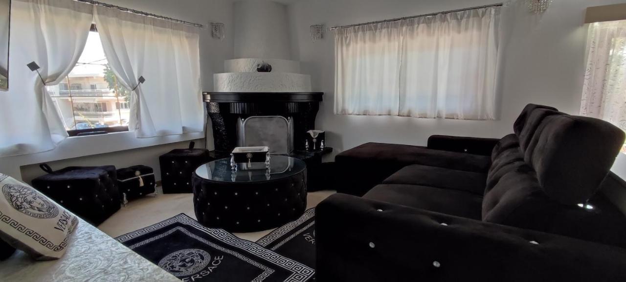 Ixian House Apartment Bagian luar foto