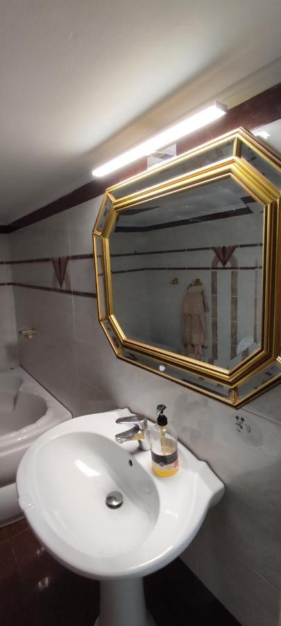 Ixian House Apartment Bagian luar foto